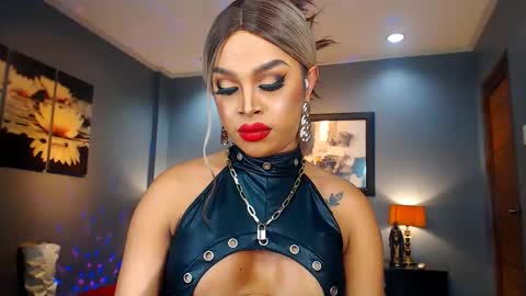 Snapshot of urmajestytyra chatting on January 2025 02:53:02 AM UrMajestyTyra online show from January 2025 02:53:02 AM