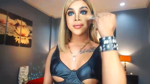Snapshot of urmajestytyra chatting on February 2025 10:07:02 AM UrMajestyTyra online show from February 2025 10:07:02 AM