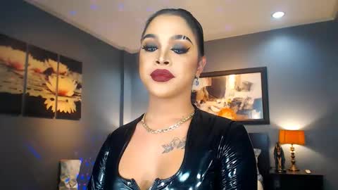 Snapshot of urmajestytyra chatting on March 2025 06:37:02 AM UrMajestyTyra online show from March 2025 06:37:02 AM
