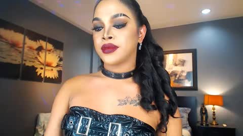 Snapshot of urmajestytyra chatting on March 2025 07:10:01 AM UrMajestyTyra online show from March 2025 07:10:01 AM