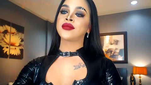 Snapshot of urmajestytyra chatting on March 2025 01:10:02 AM UrMajestyTyra online show from March 2025 01:10:02 AM