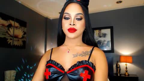 Snapshot of urmajestytyra chatting on September 2025 01:18:01 AM UrMajestyTyra online show from September 2025 01:18:01 AM
