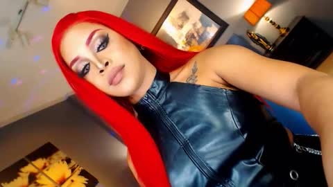 UrMajestyTyra online show from October 2025 01:16:02 AM