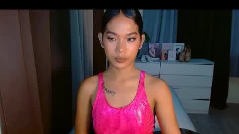 ur fave sanya online show from March 2026 11:25:02 AM