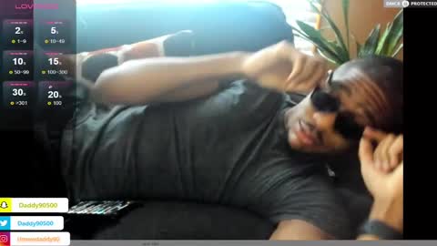 Snapshot of urnewdaddy90 chatting on February 2025 09:28:01 PM Big Daddy online show from February 2025 09:28:01 PM