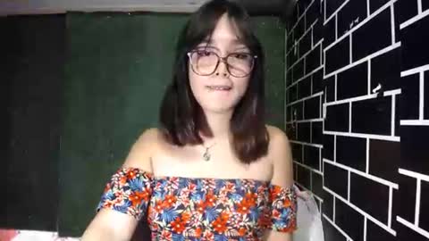 Snapshot of urpinay_pia chatting on September 2025 03:11:01 AM Pia online show from September 2025 03:11:01 AM