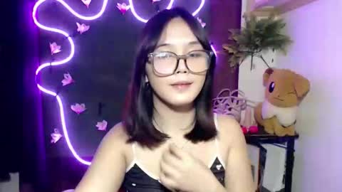 Snapshot of urpinay_pia chatting on October 2025 10:32:02 PM Pia online show from October 2025 10:32:02 PM