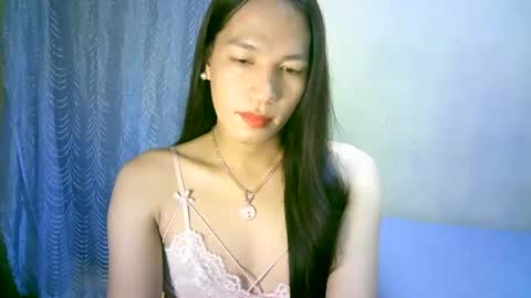 queen julia not into CHEAPGUY online show from December 2024 12:49:02 PM