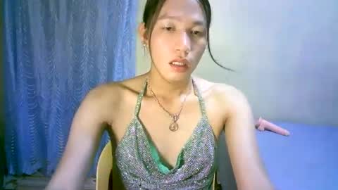 queen julia not into CHEAPGUY online show from December 2024 02:58:02 PM