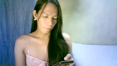 queen julia not into CHEAPGUY online show from January 2025 12:52:01 PM