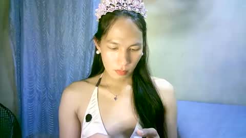 queen julia not into CHEAPGUY online show from January 2025 12:22:01 PM