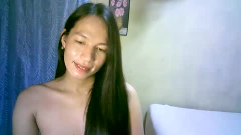 queen julia not into CHEAPGUY online show from March 2025 02:53:02 PM