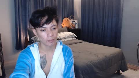 Snapshot of urpinoyasianx chatting on December 2024 10:57:02 PM Mel online show from December 2024 10:57:02 PM