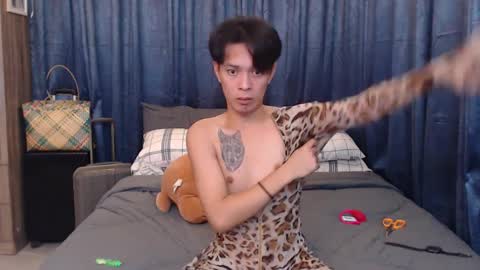 Snapshot of urpinoyasianx chatting on January 2025 08:32:01 PM Mel online show from January 2025 08:32:01 PM