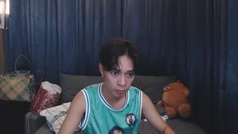 Snapshot of urpinoyasianx chatting on January 2025 10:06:02 AM Mel online show from January 2025 10:06:02 AM