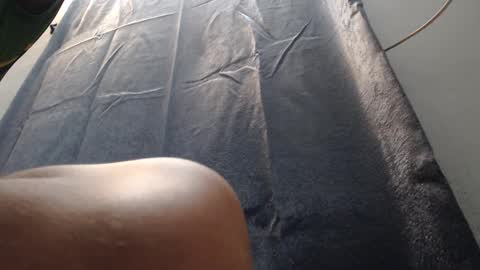 Snapshot of urpinoyasianx chatting on January 2025 07:11:01 PM Mel online show from January 2025 07:11:01 PM