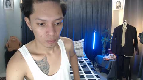 Snapshot of urpinoyasianx chatting on February 2025 10:59:01 AM Mel online show from February 2025 10:59:01 AM