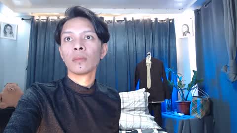 Snapshot of urpinoyasianx chatting on February 2025 04:21:02 AM Mel online show from February 2025 04:21:02 AM