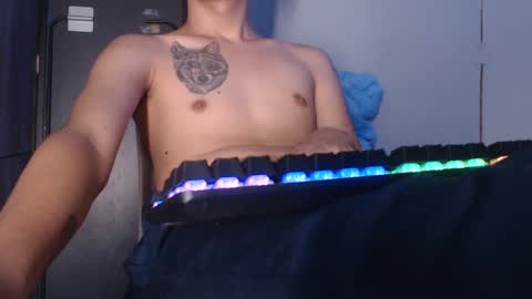 Snapshot of urpinoyasianx chatting on March 2025 10:43:02 PM Mel online show from March 2025 10:43:02 PM