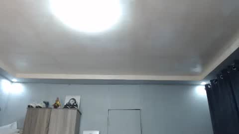 Snapshot of urpinoyasianx chatting on October 2025 09:05:02 AM Mel online show from October 2025 09:05:02 AM