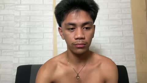 urpinoynaughty online show from November 2025 04:30:01 PM