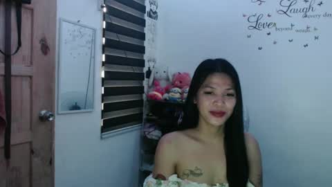 hi im kim online show from March 2025 03:34:01 AM