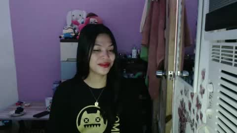 hi im kim online show from October 2025 12:58:01 AM