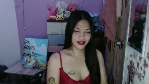 hi im kim online show from February 2026 11:48:01 PM