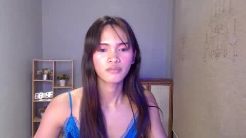 Snapshot of ursandra_xx chatting on March 2025 06:38:02 AM ursandra_xx online show from March 2025 06:38:02 AM