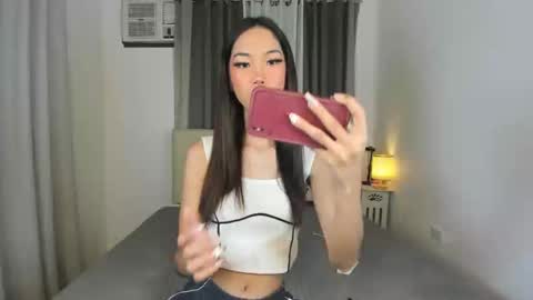 Snapshot of urslutgwen69 chatting on December 2024 03:11:02 AM urslutgwen69 online show from December 2024 03:11:02 AM