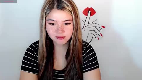 Snapshot of ursweet_ashley chatting on January 2025 04:04:01 AM online show from January 2025 04:04:01 AM