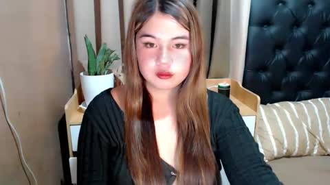 Snapshot of ursweet_ashley chatting on February 2025 02:02:01 PM online show from February 2025 02:02:01 PM