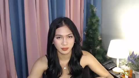 Snapshot of ursweet_gwennyxx chatting on October 2025 06:11:01 AM JUST CALL ME GWENNY online show from October 2025 06:11:01 AM