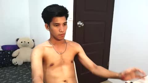 ursweetie_boy online show from March 2026 12:49:02 PM