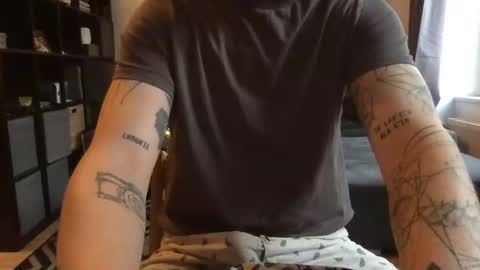 Snapshot of uwantitno chatting on February 2025 06:17:02 AM uwantitno online show from February 2025 06:17:02 AM