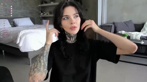 Eva online show from December 2025 06:32:01 AM