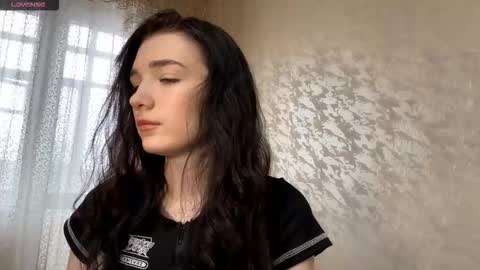 Lisi online show from March 2026 11:28:02 AM