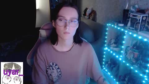 Snapshot of uyar_ chatting on September 2025 02:38:02 PM Cara online show from September 2025 02:38:02 PM