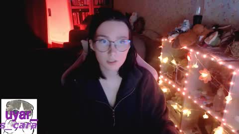 Cara online show from October 2025 06:03:02 PM