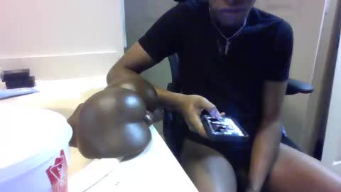 uzithebbc online show from December 2024 10:00:01 PM