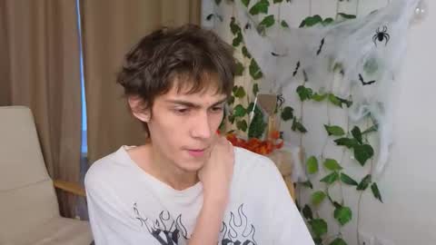 Valora online show from October 2025 12:18:02 PM