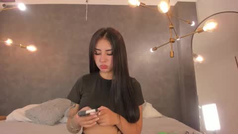 VAELINA ANGELS online show from March 2026 05:00:01 AM