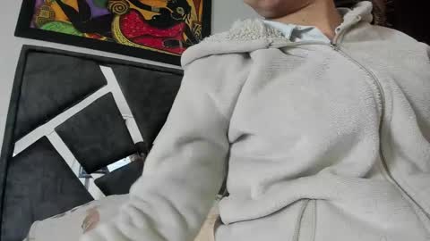 Vahiolet smith online show from October 2025 03:14:02 AM