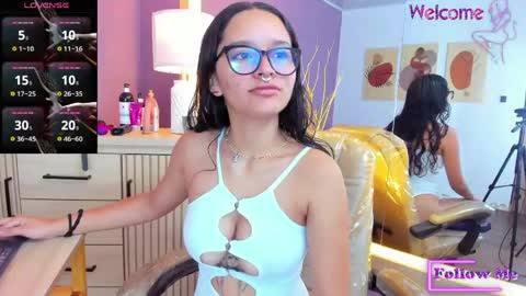 Vaiolet Harris online show from May 2026 11:49:01 AM