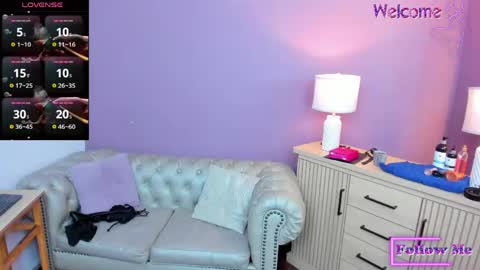 Vaiolet Harris online show from May 2026 11:49:01 AM