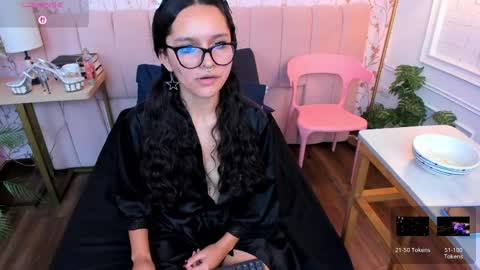 Vaiolet Harris online show from May 2026 06:09:01 PM