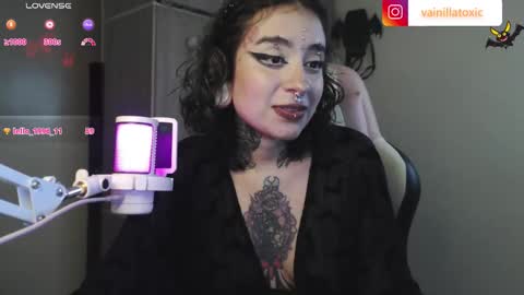 Vainilla Independent model online show from September 2025 12:15:01 AM