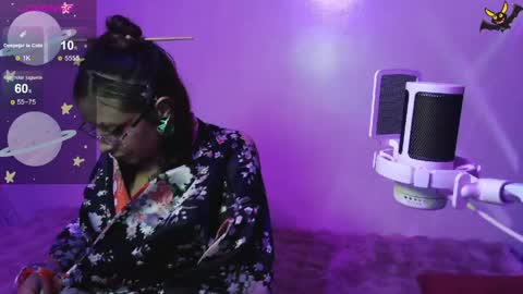 Snapshot of vainilla_l chatting on April 2026 11:51:02 PM Vainilla Independent model online show from April 2026 11:51:02 PM