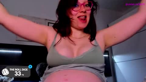 Snapshot of vainillacrepe chatting on February 2025 08:55:01 PM Im Mila my onlyfans is vainillacrepe online show from February 2025 08:55:01 PM