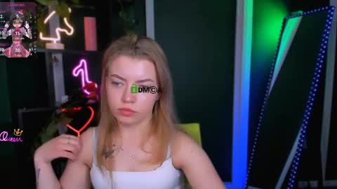 vaiolet_lovely online show from May 2026 07:57:02 AM